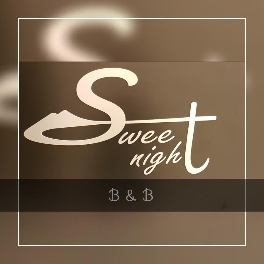 Sweet Night Rooms Nápoly Kültér fotó