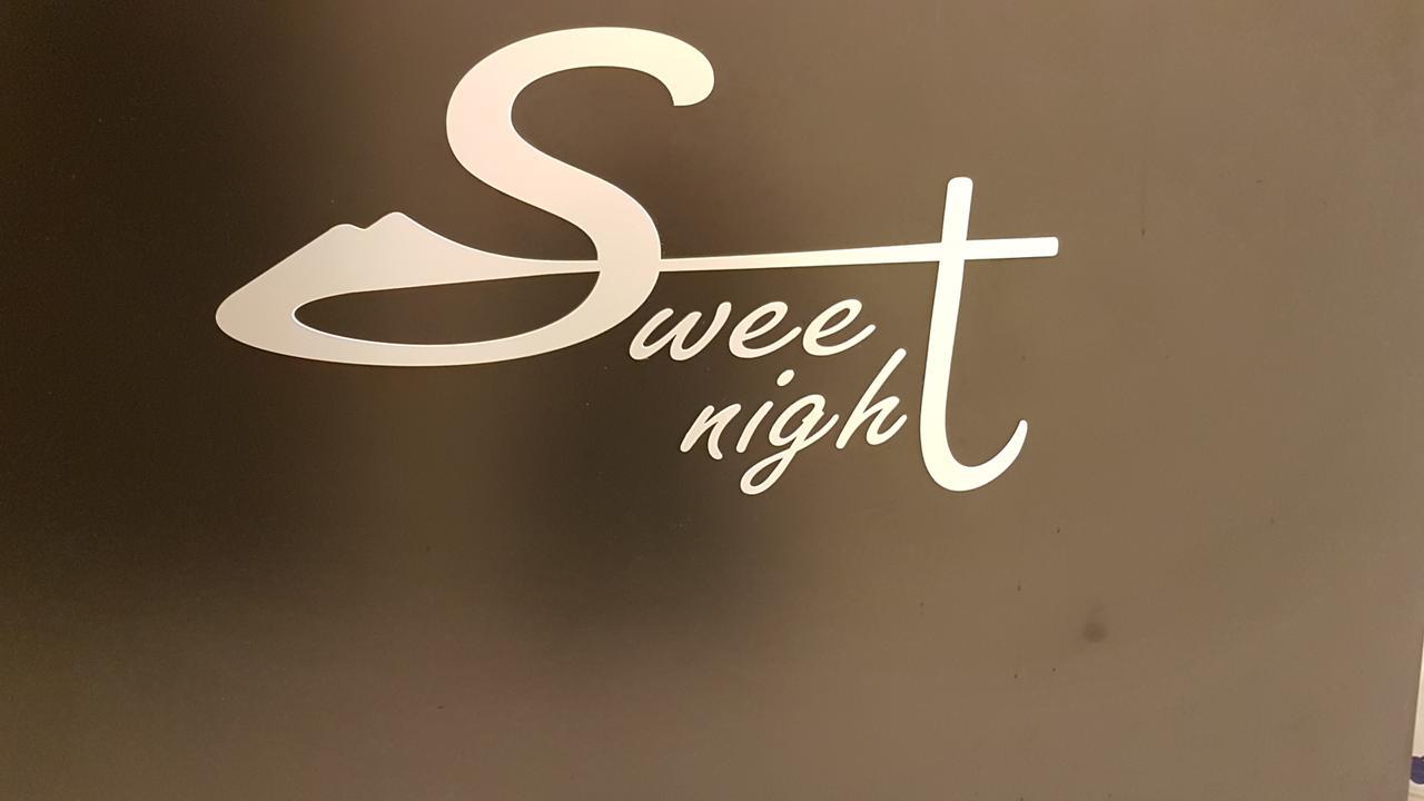 Sweet Night Rooms Nápoly Kültér fotó